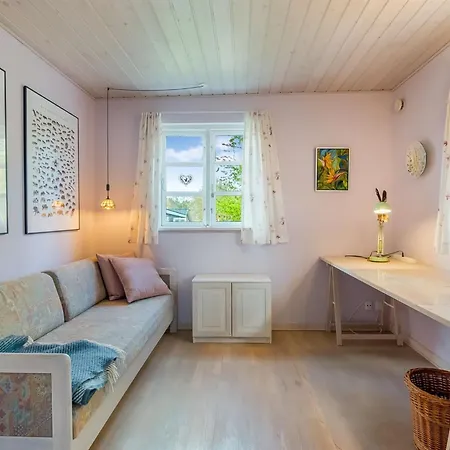 Semesterbostad Amina - 500m From The Sea By Interhome